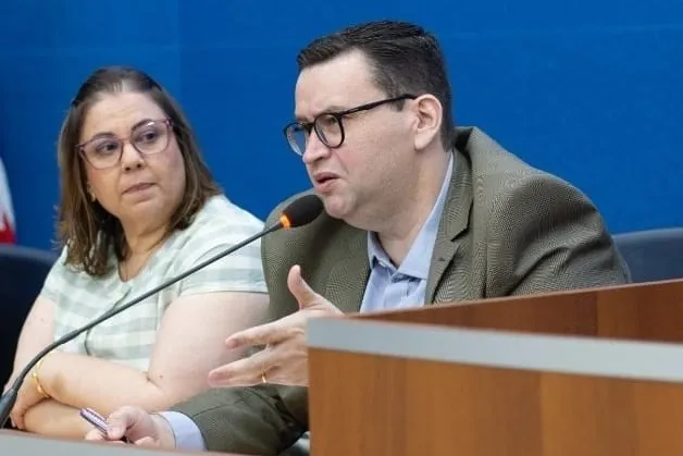 Dr. Ruy Costa e Luciana Costa brilham no primeiro Simpósio de HIV, Aids e Hepatites Virais em Três Lagoas