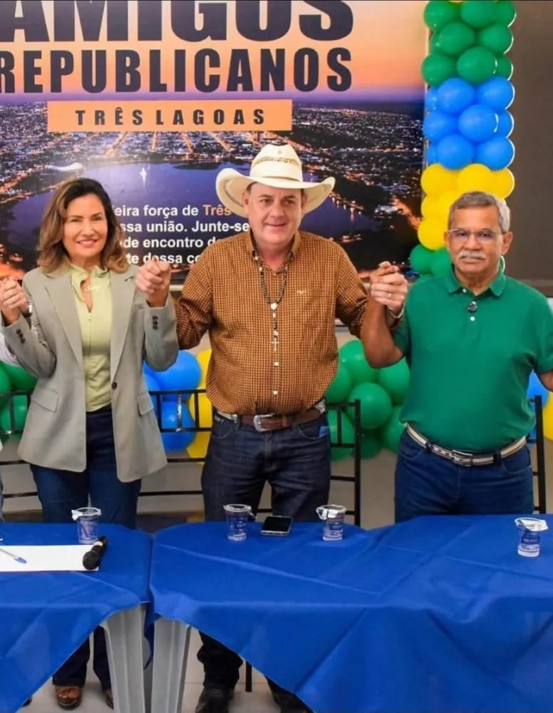 População questiona união entre Veron, Sayuri e Guerreiro 