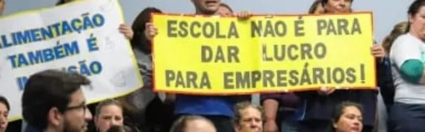 Terceirização na merenda escolar vira novo foco de crise política na gestão Cassiano Maia